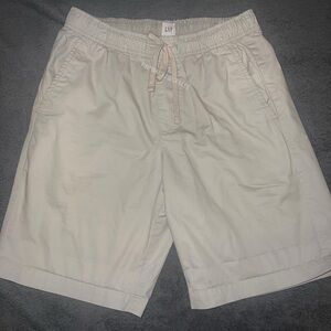 Men’s GAP 9” easy shorts